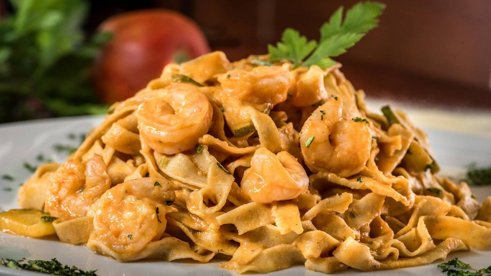 Fettuccine con camarones en salsa cremosa, servidos en Mr. Lasaña, Cancún